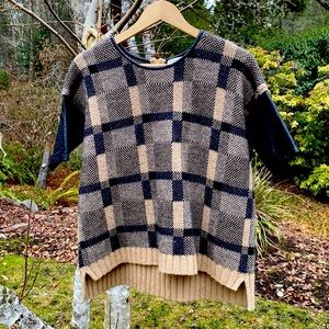 Club Monaco short leather sleeved sweater.